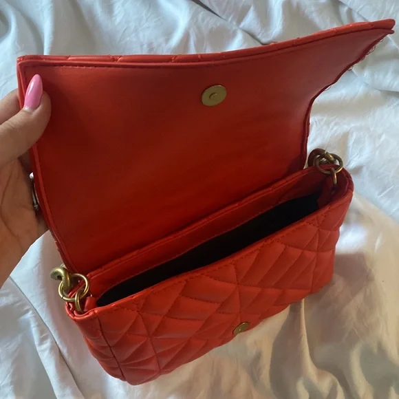 Zara Bag - Picture 2 of 2